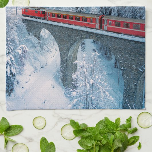 IJs en sneeuw | Red Bernina Express Train Zwitserl Theedoek (Gevouwen)