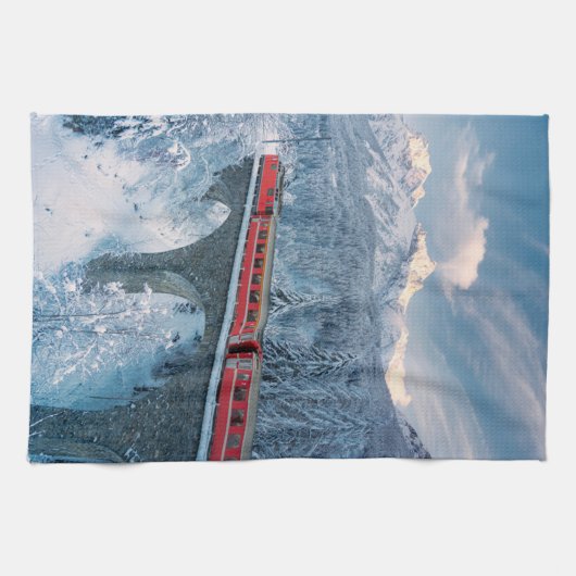 IJs en sneeuw | Red Bernina Express Train Zwitserl Theedoek (Horizontaal)