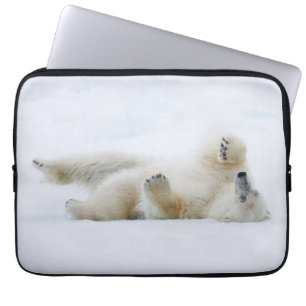 Ijsbeer rollend in de sneeuw, Noorwegen Laptop Sleeve