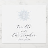 IJsblauwe sneeuwvlok Elegante Winter bruiloft Sparkling Wijnetiket (Enkel label)