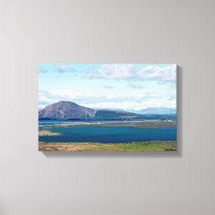 IJsland-ochtendkapje met boerderijen in een fjord Canvas Afdruk