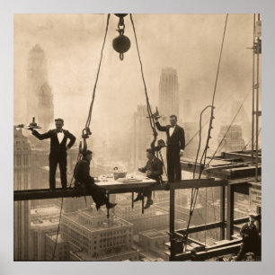 IJzerwerkers lunchen op de 32e verdieping  Poster