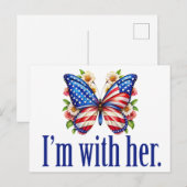 Ik ben bij haar Schattigee Kamala Harris vlinder Briefkaart (Voorkant / Achterkant)