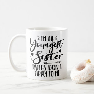 Ik ben de jongste zus, regels gelden niet voor mij koffiemok