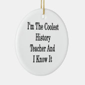 Ik ben de oudste geschiedenisleraar en ik weet het keramisch ornament (Rechts)
