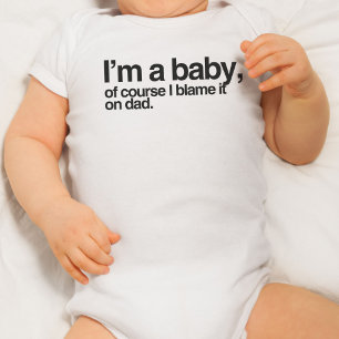 Ik ben een baby, natuurlijk geef ik het papa de sc romper