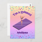 Ik ben een gymnast, meisje met leotard op Paarse G Briefkaart (Voorkant / Achterkant)