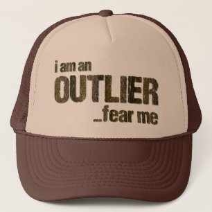 Ik ben een OUTLIER.angst voor mij. (CAMO-VERSIE) Trucker Pet