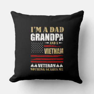 Ik ben een vader, opa en een Vietnam Veteraan. Kussen