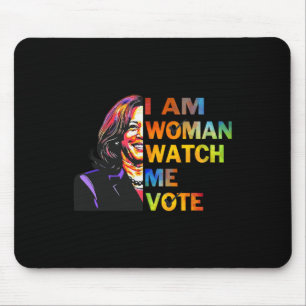 Ik ben een vrouw Bekijk mij Kamala Harris Waltz 24 Muismat