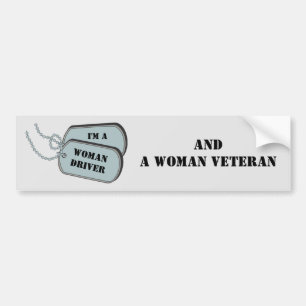 Ik ben een Vrouw Bestuurder en Vrouw Veteraan Grij Bumpersticker