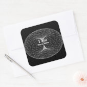 "Ik ben hier, nu" zwarte vierkante sticker (Envelop)