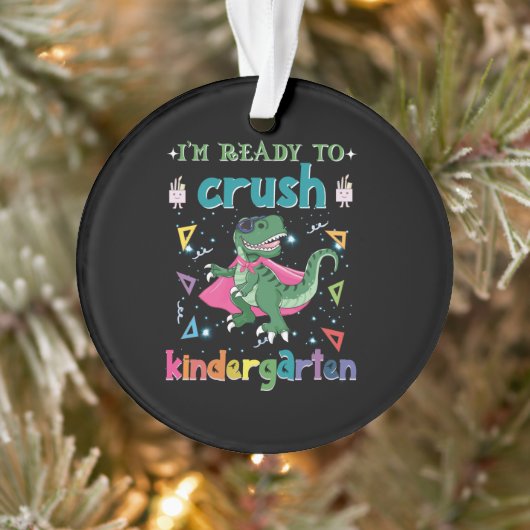 Ik ben klaar om de kindertuin te snoeien. ornament (Boom)