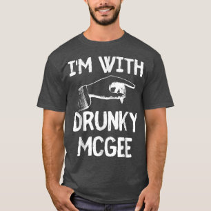 Ik ben met Drunky Mcgee Funny Couples St Patricks T-shirt