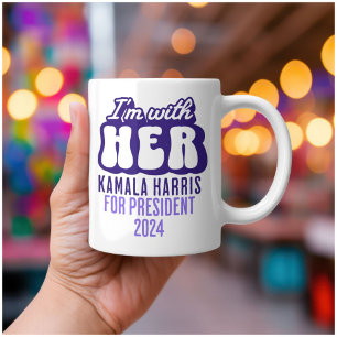 Ik ben met haar tekst Kamala Harris voor President Koffiemok