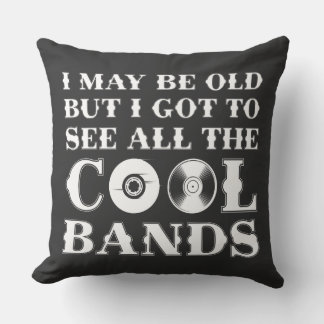 Ik ben misschien oud, maar ik heb alle coole bands kussen