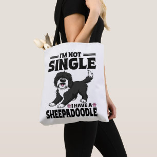 Ik ben niet alleen, ik heb een Sheepadoodle-puppy- Draagtas