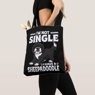 Ik ben niet alleen, ik heb een Sheepadoodle-puppy- Draagtas