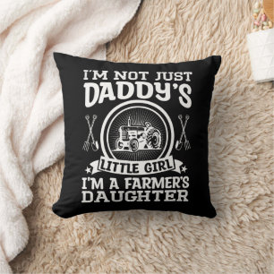 Ik ben niet alleen papa's kleine boerendochter kussen