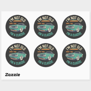 Ik ben niet oud, ik ben een klassieke Vintage-auto Ronde Sticker