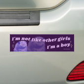 Ik ben niet zoals andere meisjes... ik ben een jon bumpersticker (Op auto)