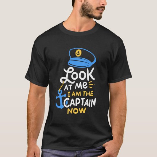 Ik ben nu kapitein Gift aan boord T-shirt (Voorkant)