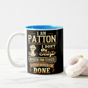 Ik ben Patton. Ik stop niet als ik moe ben Tweekleurige Koffiemok