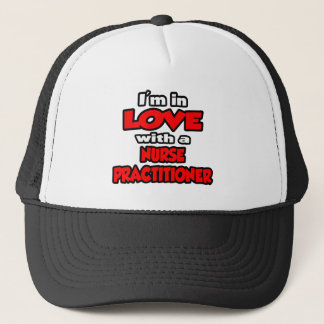 Ik ben verliefd op een verpleegkundige. trucker pet