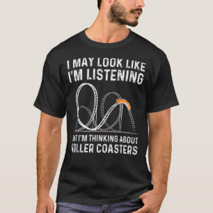 Ik denk aan pretpark met achtbaan attractie t-shirt
