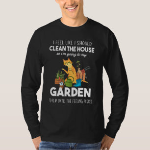 Ik denk dat ik het huis moet reinigen voor mijn tu t-shirt