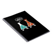 Ik denk dat je overreageert - Funny Nerd Chemistry Notitieboek (Rechterzijde)