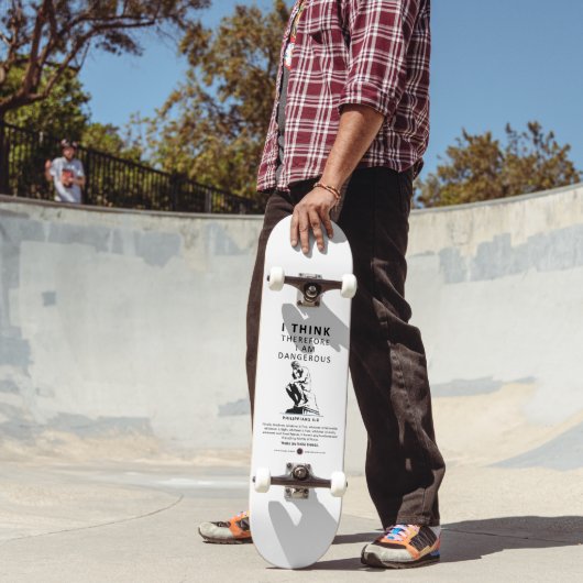 Ik denk dus dat ik gevaarlijk ben skateboard (Buiten 2)