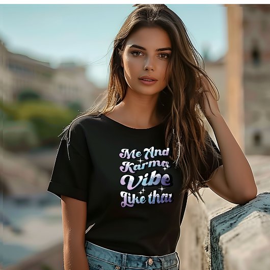 Ik en Karma Vibes grappige groovy hippie T-Shirt