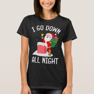 Ik ga de hele nacht door naar de kerstman in een s t-shirt