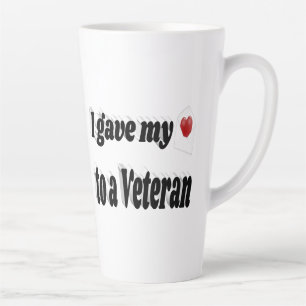 Ik gaf mijn hart aan een Veteranenzwarte tekst Latte Mok