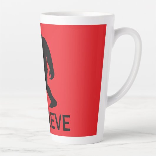 Ik geloof in Bigfoot Latte Mok (Rechts)