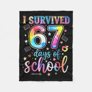 Ik heb 67 dagen school overleefd Funny 67 Meme Ler Fleece Deken