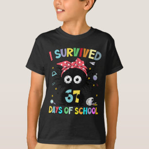 Ik heb 67 dagen school overleefd Funny Zwarte Kat T-shirt