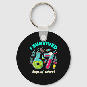 Ik heb 67 dagen school overleefd Grappig 6 7 Stem  Sleutelhanger