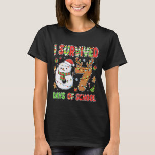 Ik heb 67 dagen school overleefd Kerstmeme Grappig T-shirt