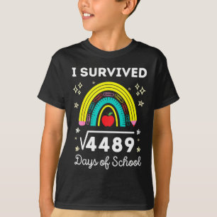 Ik heb 67 dagen school overleefd Student Square Ro T-shirt