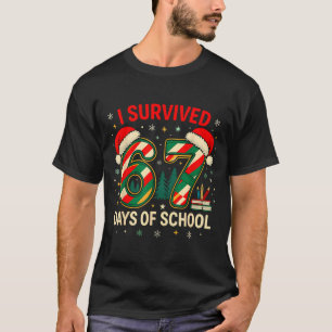 Ik heb 67 dagen van school overleefd Kerstmis lera T-shirt
