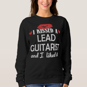 Ik heb een gitarist gekust die getrouwd is met een trui
