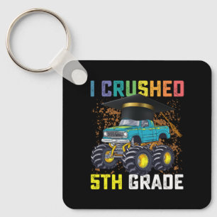 Ik heb eindexamen gedaan met een monstertruck in d sleutelhanger