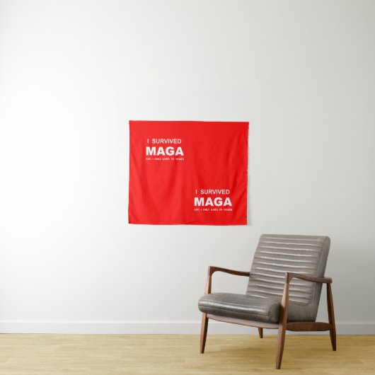 Ik heb MAGA overleefd Wandkleed (In Situ (horizontaal))