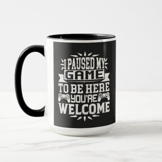 Ik heb mijn spel onderbroken om hier te zijn. mok (Links)