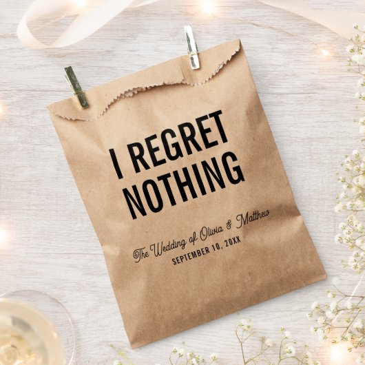 Ik heb nergens spijt van. Bruiloft feest / hotel w Bedankzakje (Geknipt)