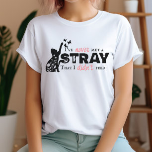 Ik heb nog nooit een Stray Schattige Black and Pin T-shirt