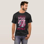 Ik heb ruimte UFO PILOT Funny Introvert Lockdown n T-shirt (Voorkant volledig)