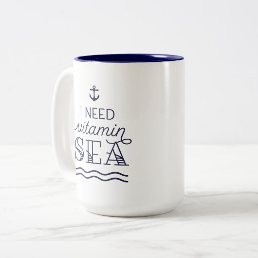 Ik heb vitamine Zee 15oz Navy Two-Toned Mok nodig (Voorkant links)